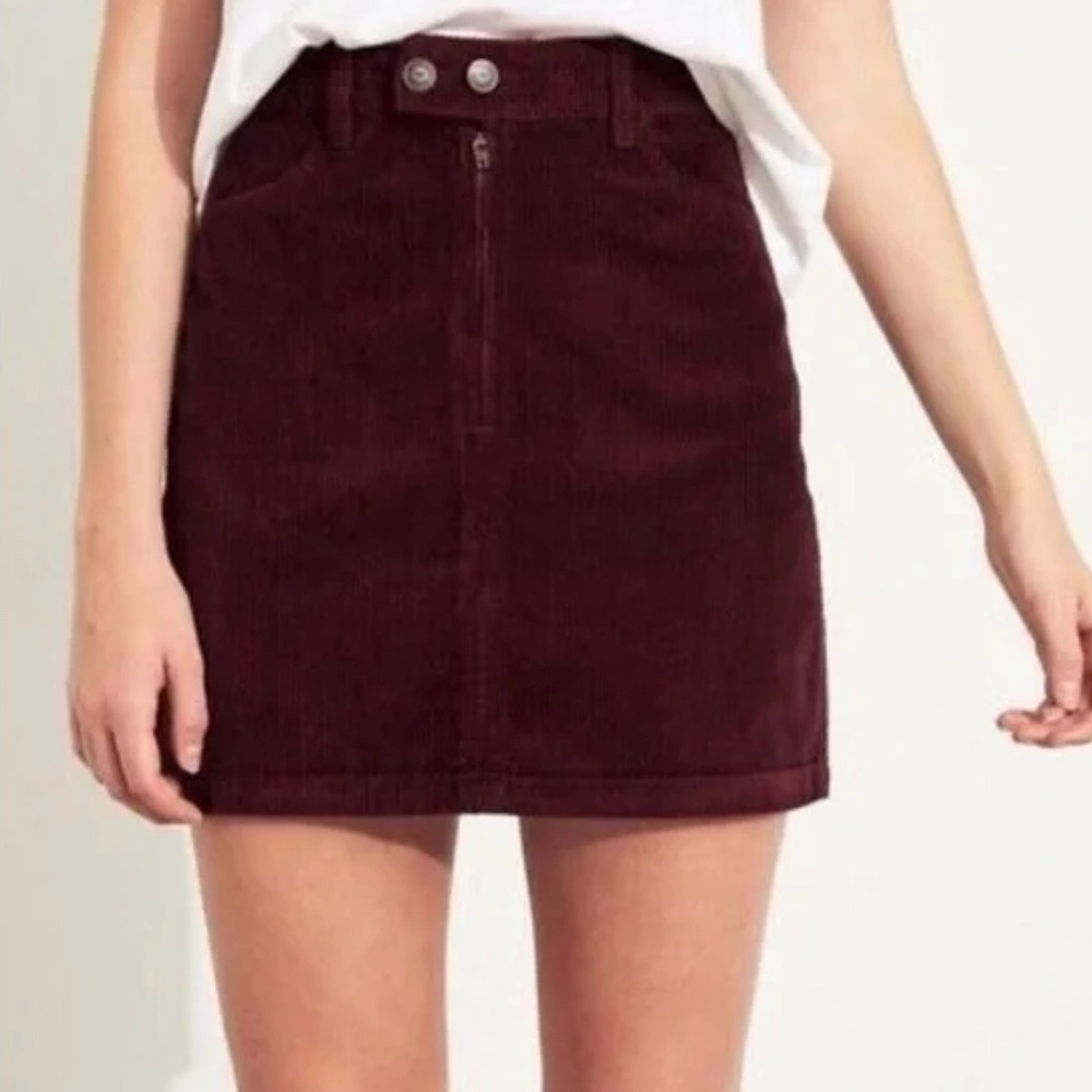 Hollister Ultra High Rise Corduroy Mini Skirt SZ XS